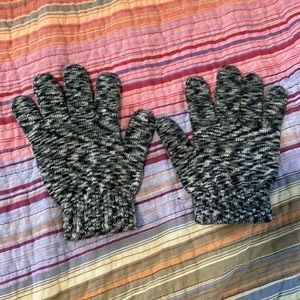 Cloth gloves. One size